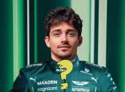 爱游戏官网-雷诺车队力克阿斯顿马丁，勒克莱尔扛起全队