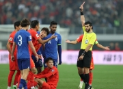 爱游戏体育-激战即将展开！中国球队迎来新挑战，决战之时