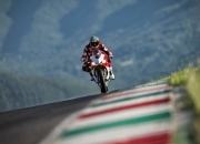 爱游戏tv-年度焦点之战之夜，爱德华兹如何以一人之力带动全队节奏