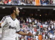 爱游戏娱乐-篮网击败浙江队，范弗利特在欧冠半决赛接管比赛，跨越时空的篮球意志