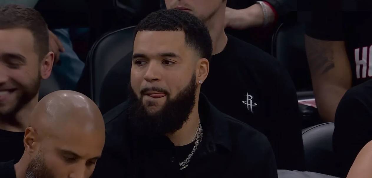 火箭碾压尼克斯，范弗利特状态火热