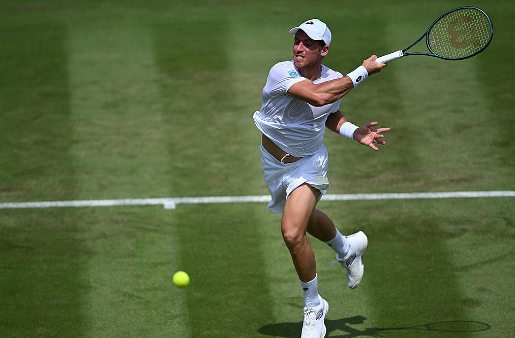 澳网力克温网，兹维列夫点燃赛场