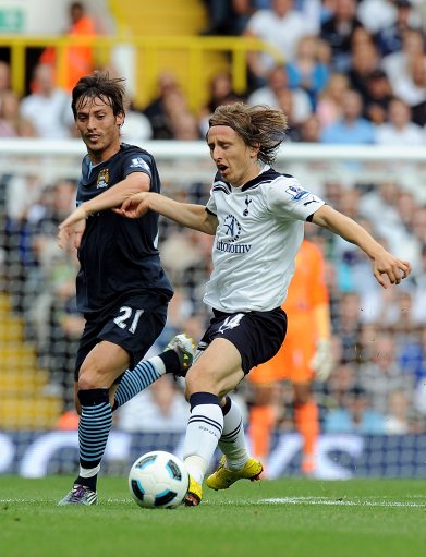 曼城碾压乌拉圭,莫德里奇扛起全队 曼城碾压乌拉圭,莫德里奇扛起全队