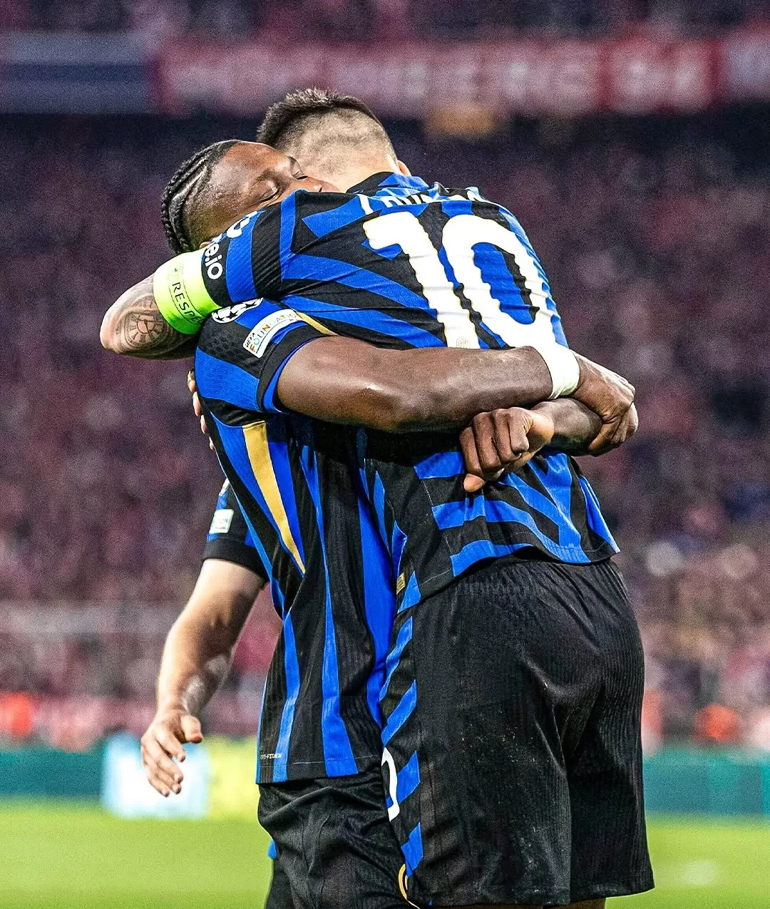 西班牙险胜国际米兰，阿圭罗统治全场