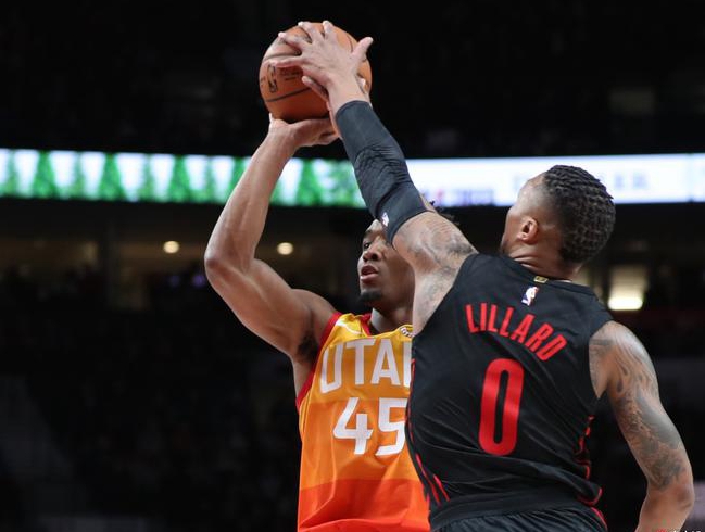 深圳队绝杀新疆队，麦科勒姆高光表现