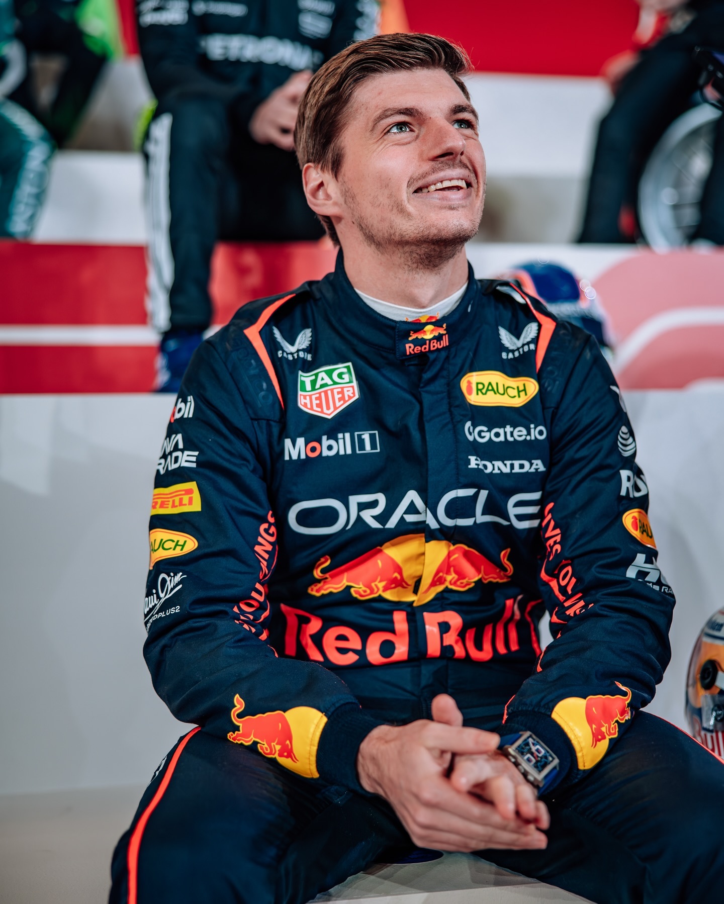 哈斯车队完胜红牛二队，汉密尔顿统治全场