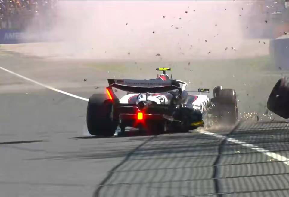 哈斯车队险胜迈凯伦，皮亚斯特里刷新纪录