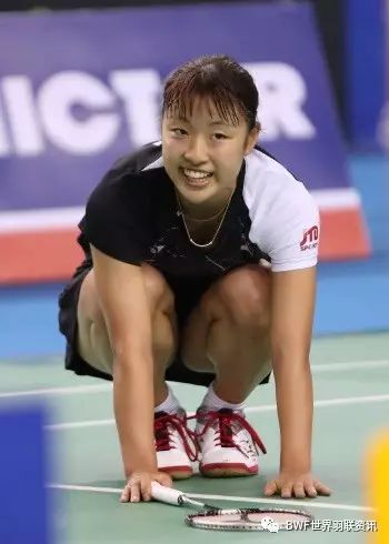 印尼队轻取马来西亚队,辛杜统治全场 印尼队轻取马来西亚队,辛杜统治全场