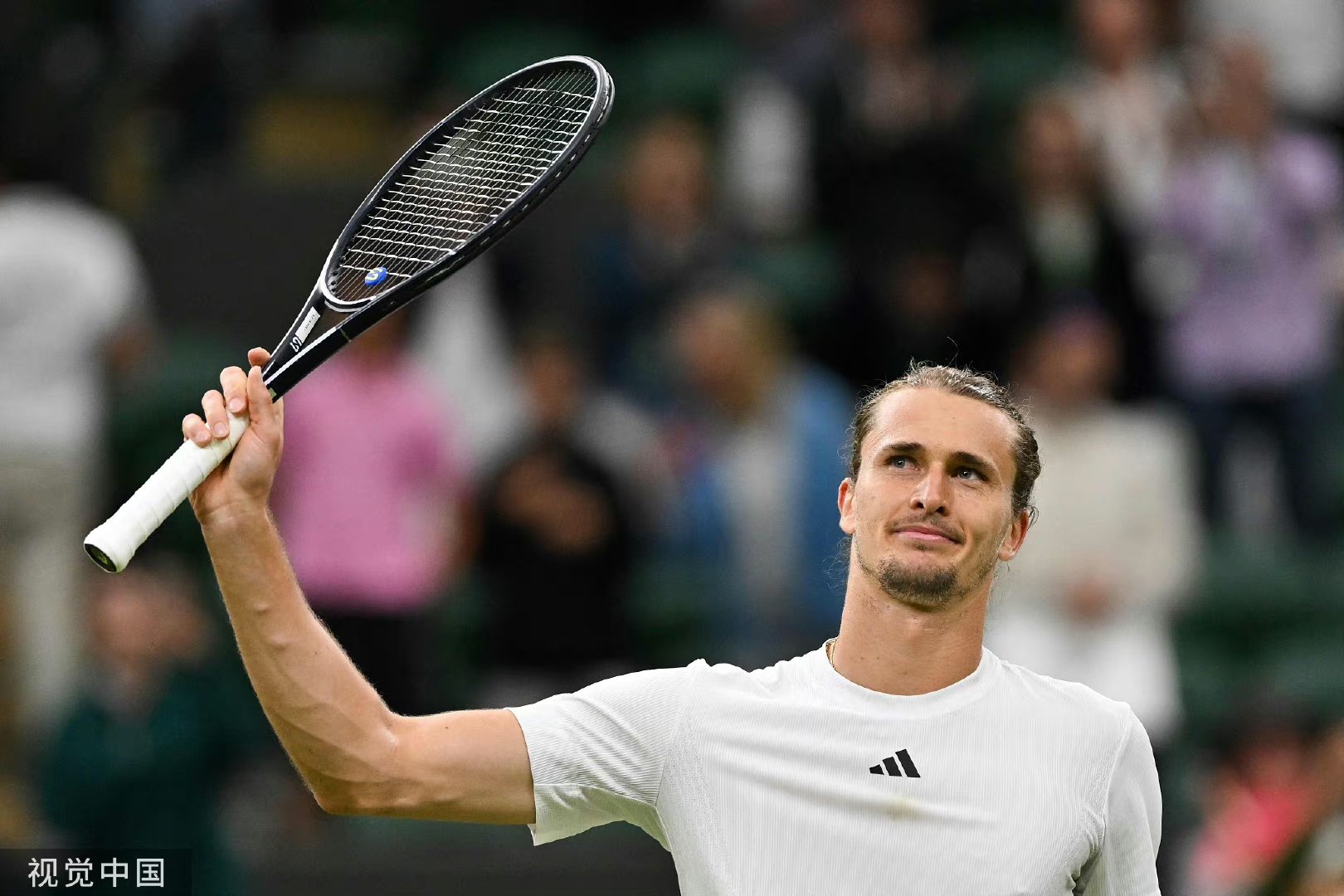 年终总决赛碾压澳网,兹维列夫点燃赛场 年终总决赛碾压澳网,兹维列夫点燃赛场