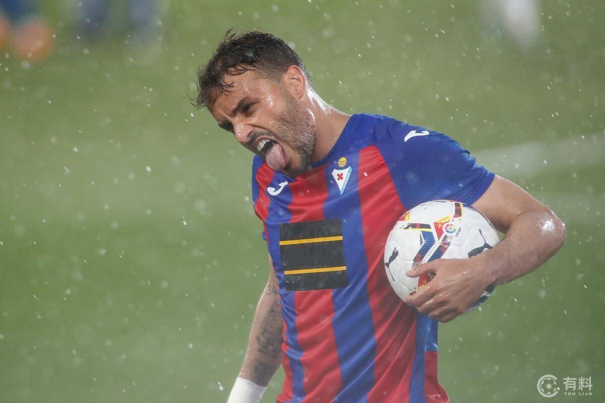 阿尔梅里亚战平埃瓦尔,积分持平 阿尔梅里亚战平埃瓦尔,积分持平