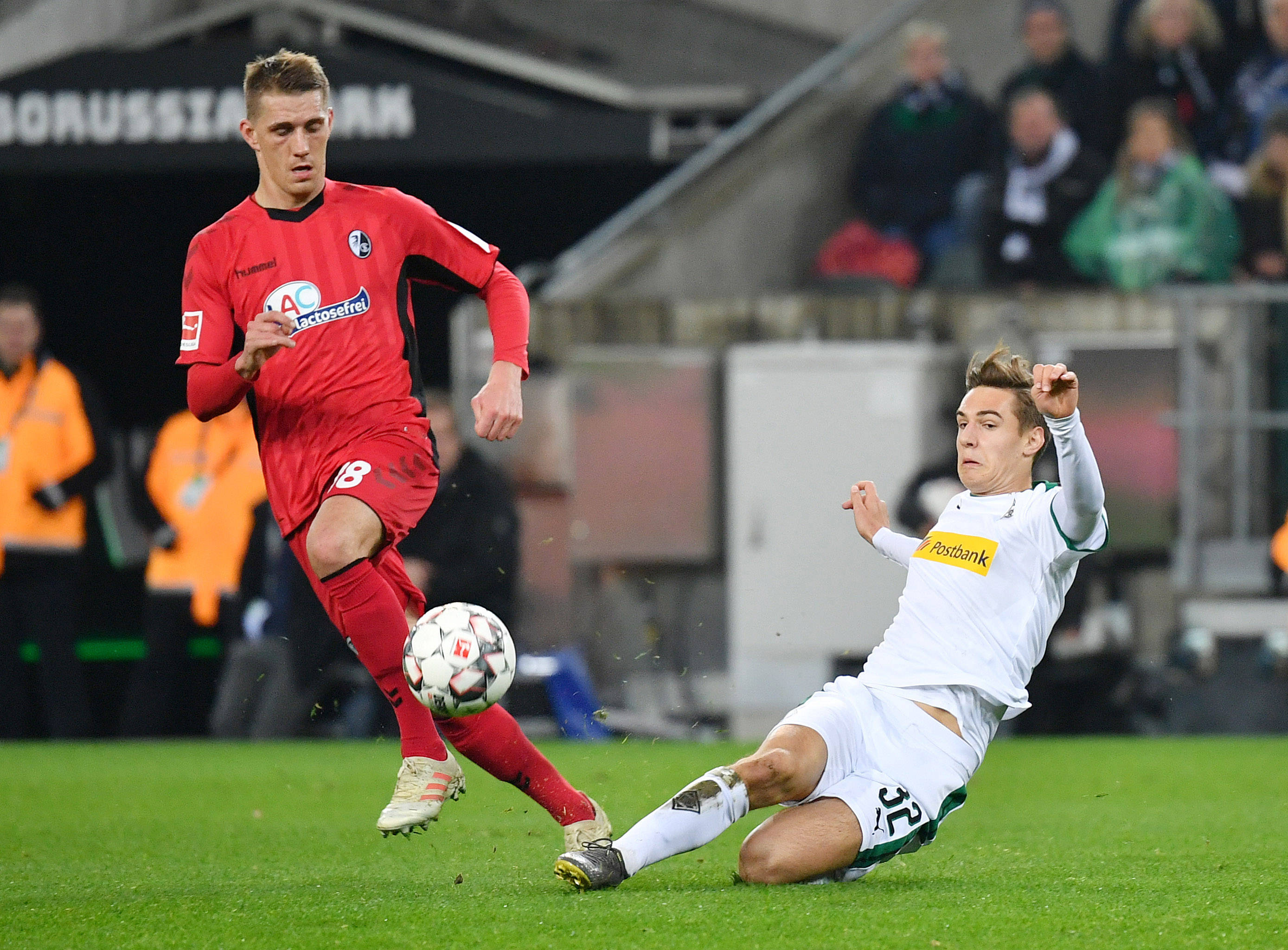 勒沃库森客场憾负柏林联合,欧战资格渺茫 勒沃库森客场憾负柏林联合,欧战资格渺茫