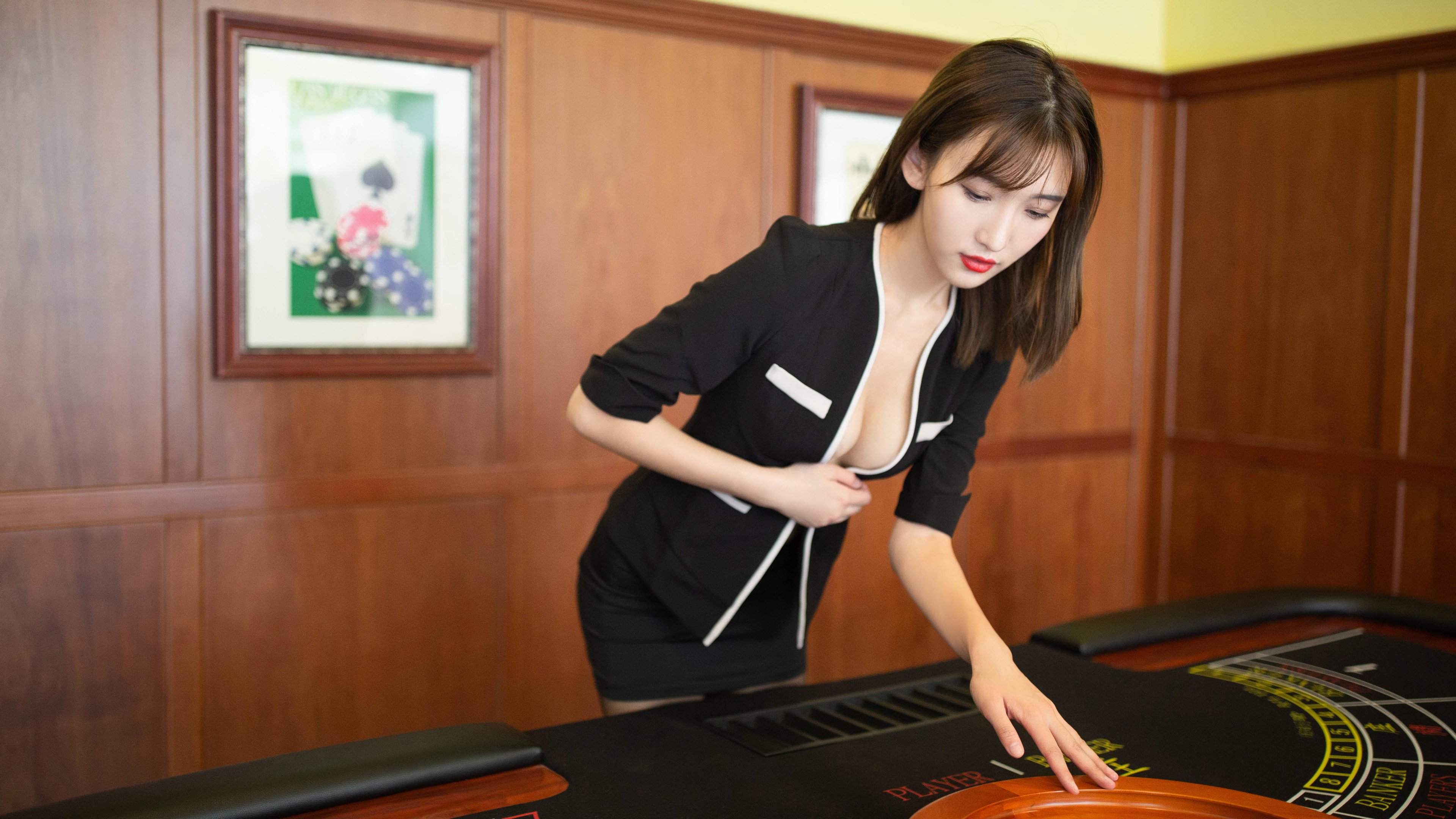 马刺式坚韧与莫兰特式狂飙,当传承在总决赛舞台交汇