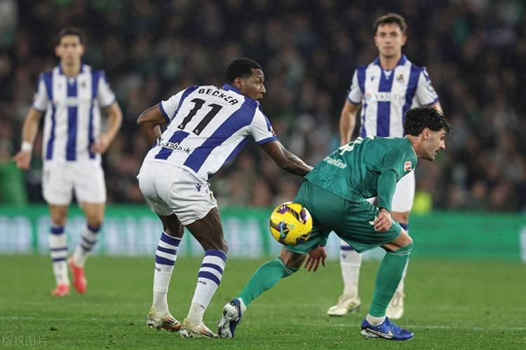 瓦伦西亚战胜对手,赢得关键比赛 瓦伦西亚战胜对手,赢得关键比赛