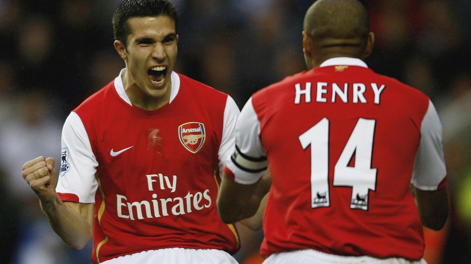 枫叶之盾与红黑之魂,当加拿大体系压制AC米兰,迪亚斯如何成为破局关键先生